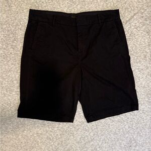 Quince Classic Black Men's Shorts Size 16